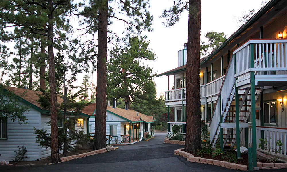 Hillcrest Suites & Cabins บิ๊กแบร์เลค ภายนอก รูปภาพ
