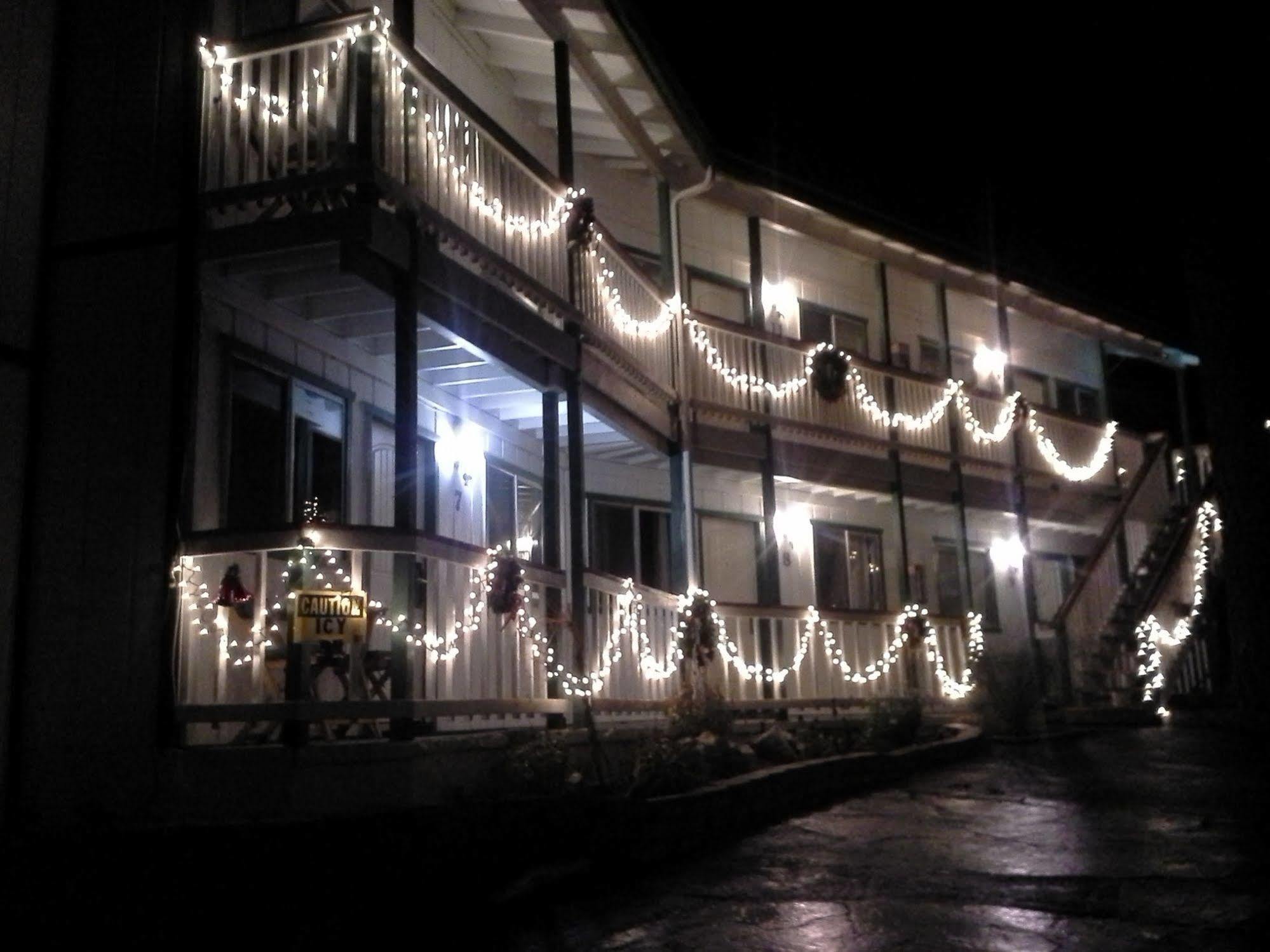 Hillcrest Suites & Cabins บิ๊กแบร์เลค ภายนอก รูปภาพ